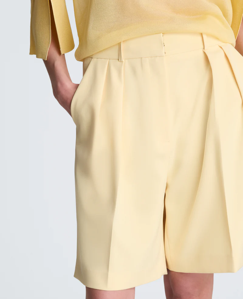 Vision Twill Fly Front High Rise Pleated Bermuda Short - Bild 6