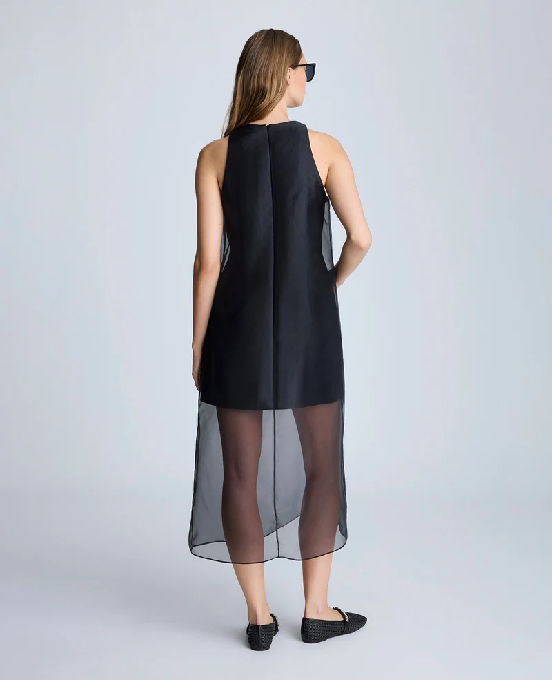 Minidress med flottande överskott och båtformad hals - Bild 2