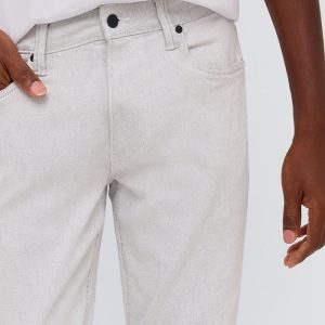 Sportiv passande stretchjeans